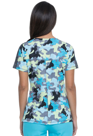 Dickies Dynamix Shaped V-Neck Top  in Totally Textured Camo